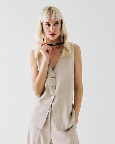 GREGE Vest