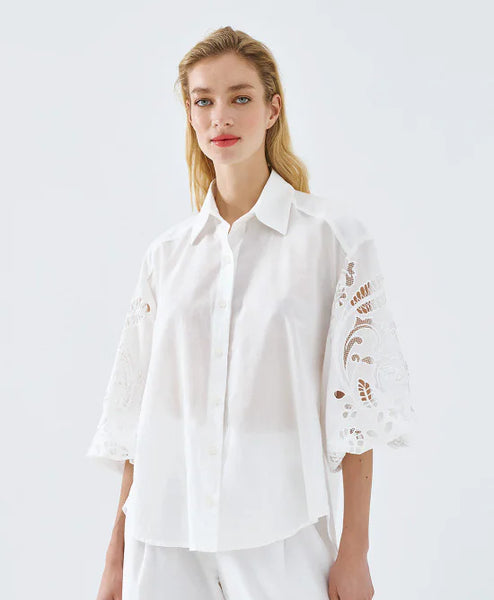 ALICIA Broderie Shirt