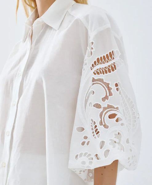 ALICIA Broderie Shirt