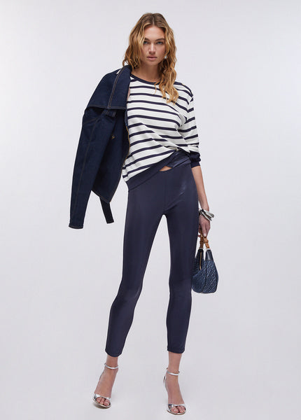 NAVY Sweatshirt