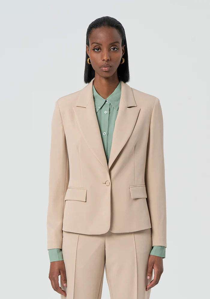 CLASSIC Beige Blazer