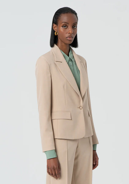 CLASSIC Beige Blazer