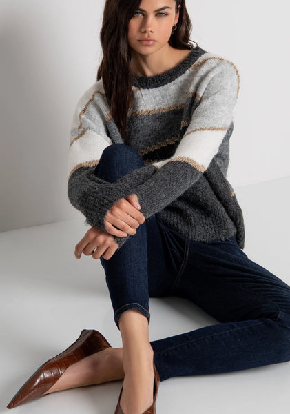 WAVES Sweater